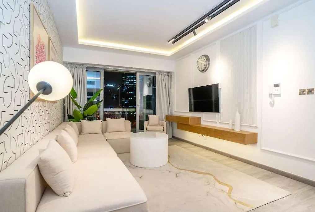 Luxurious 1-Bedroom Apartment With Spectacular Views Dubai United Arab Emirates